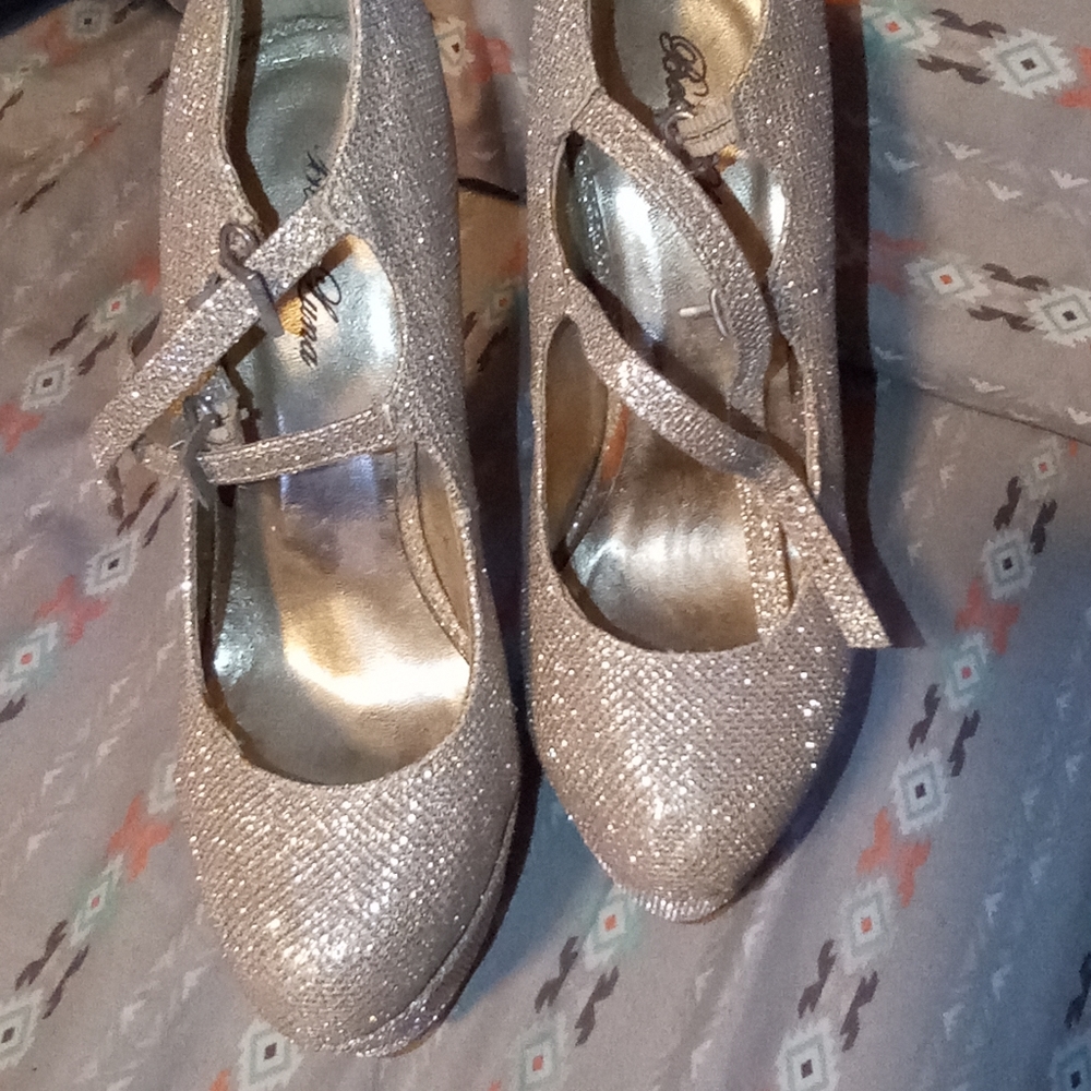 Sparkle heels - Picture 2 of 2